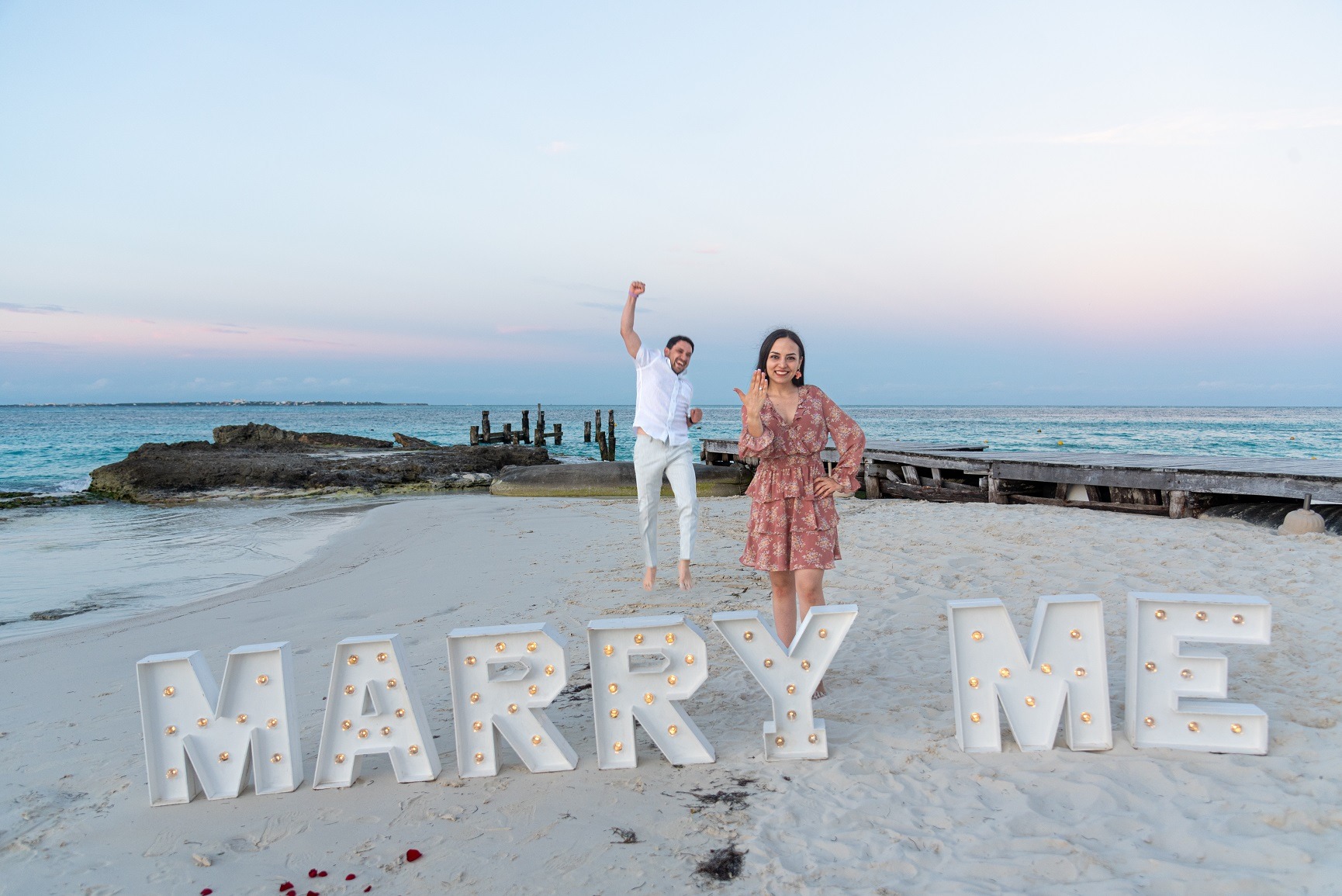 Ideas para pedir matrimonio en la playa